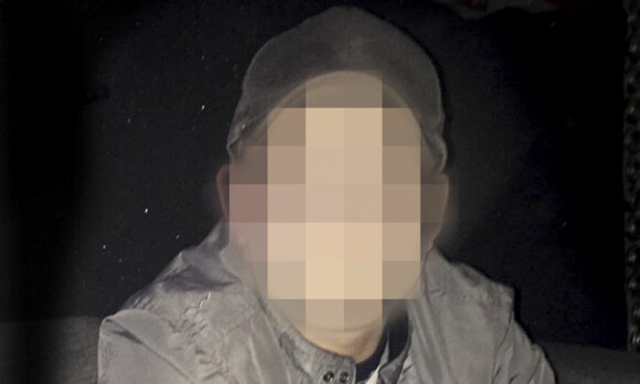 Venner av siktede (17) forteller: - Han gikk med ting i sekken for å beskytte seg selv